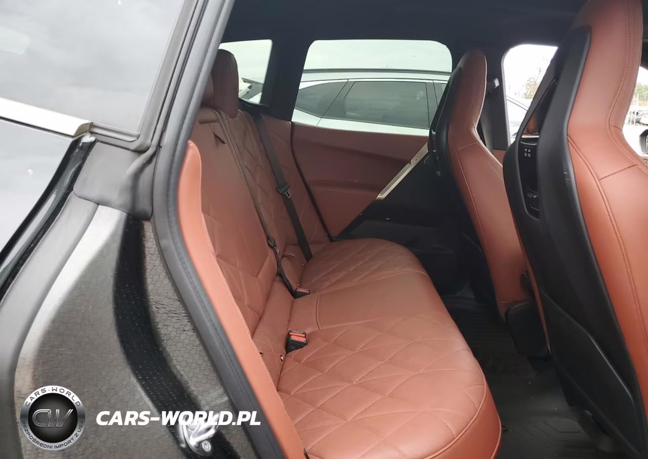 2023 BMW Ix M60 VIN:WB533CF04PCM51160 - 10