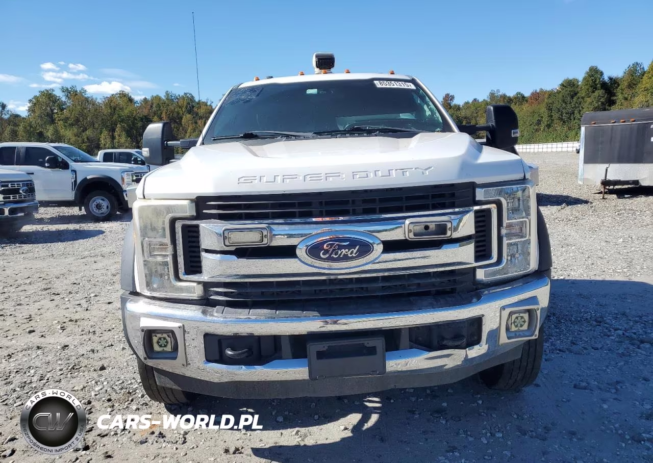 2017 Ford F-450 Chassis Xlt 6.7L Turbo Diesel VIN:1FD0X4GT8HED35066 - 5