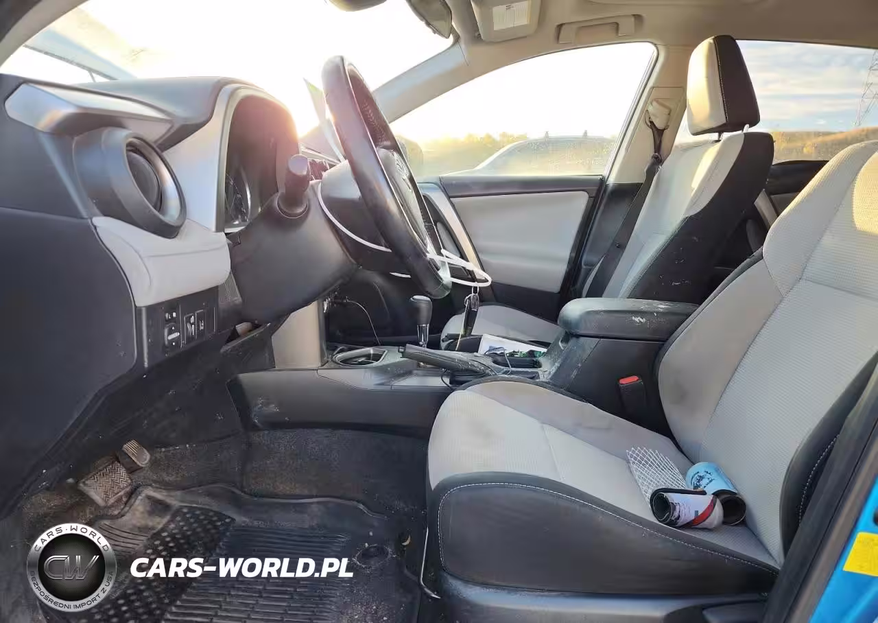 2018 Toyota Rav4 Hv Le VIN:JTMRJREV2JD187989 - 7