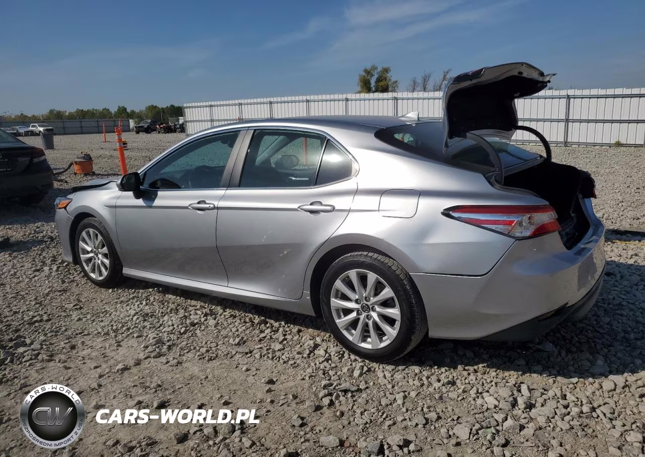 2019 Toyota Camry L VIN:4T1B11HK4KU727909 - 2