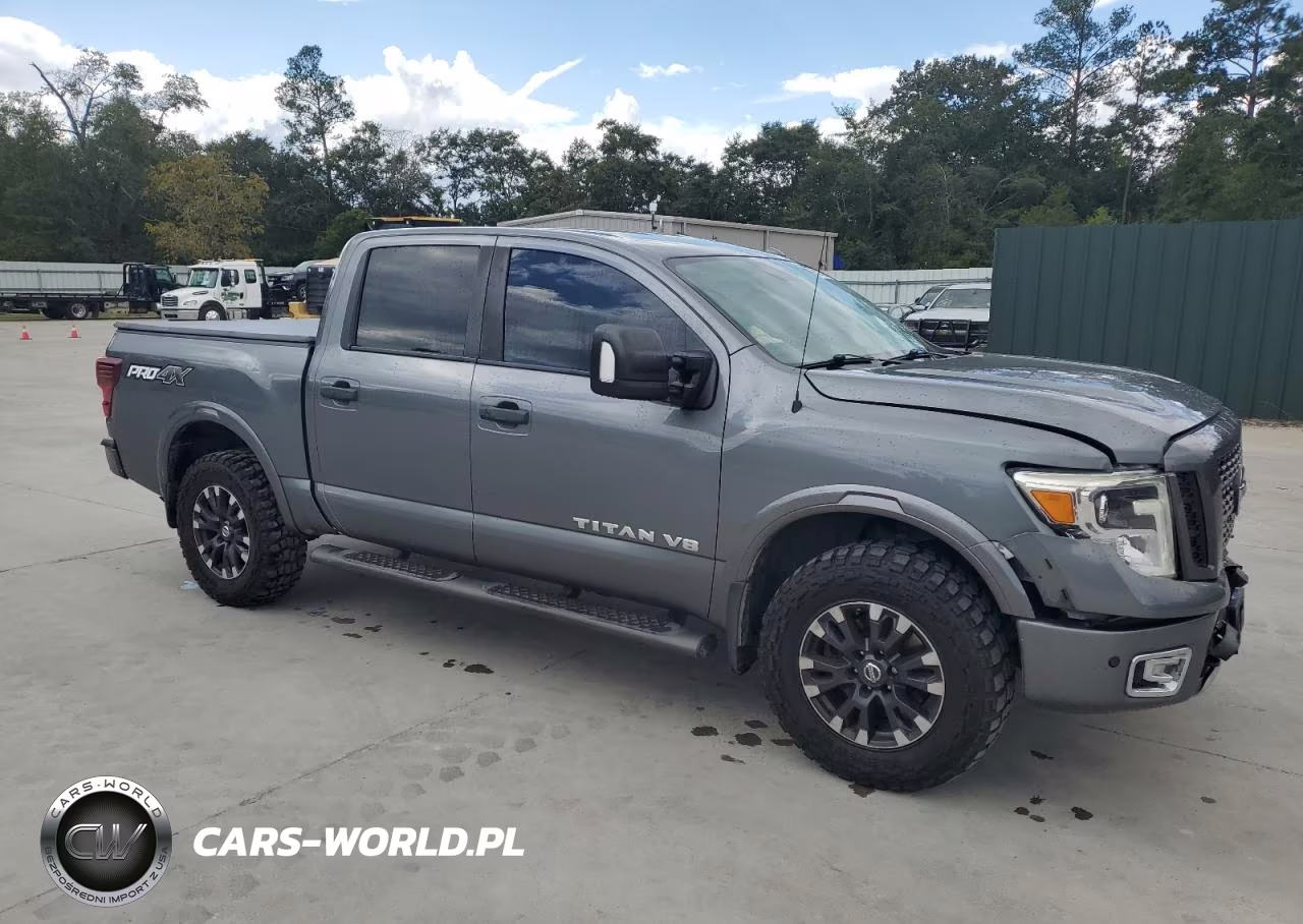 2018 Nissan Titan VIN:1N6AA1E57JN529376 - 4