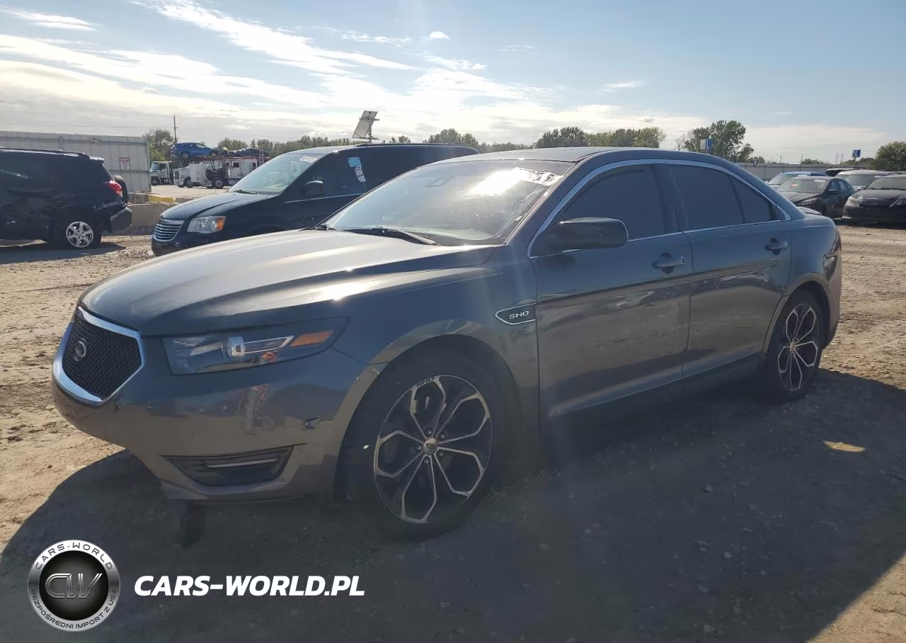 2016 Ford Taurus Sho
