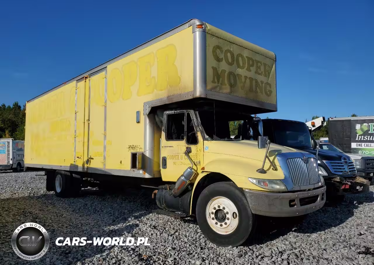 2003 International 4400 Box Truck VIN:1HTMKAAL73H582147 - 4