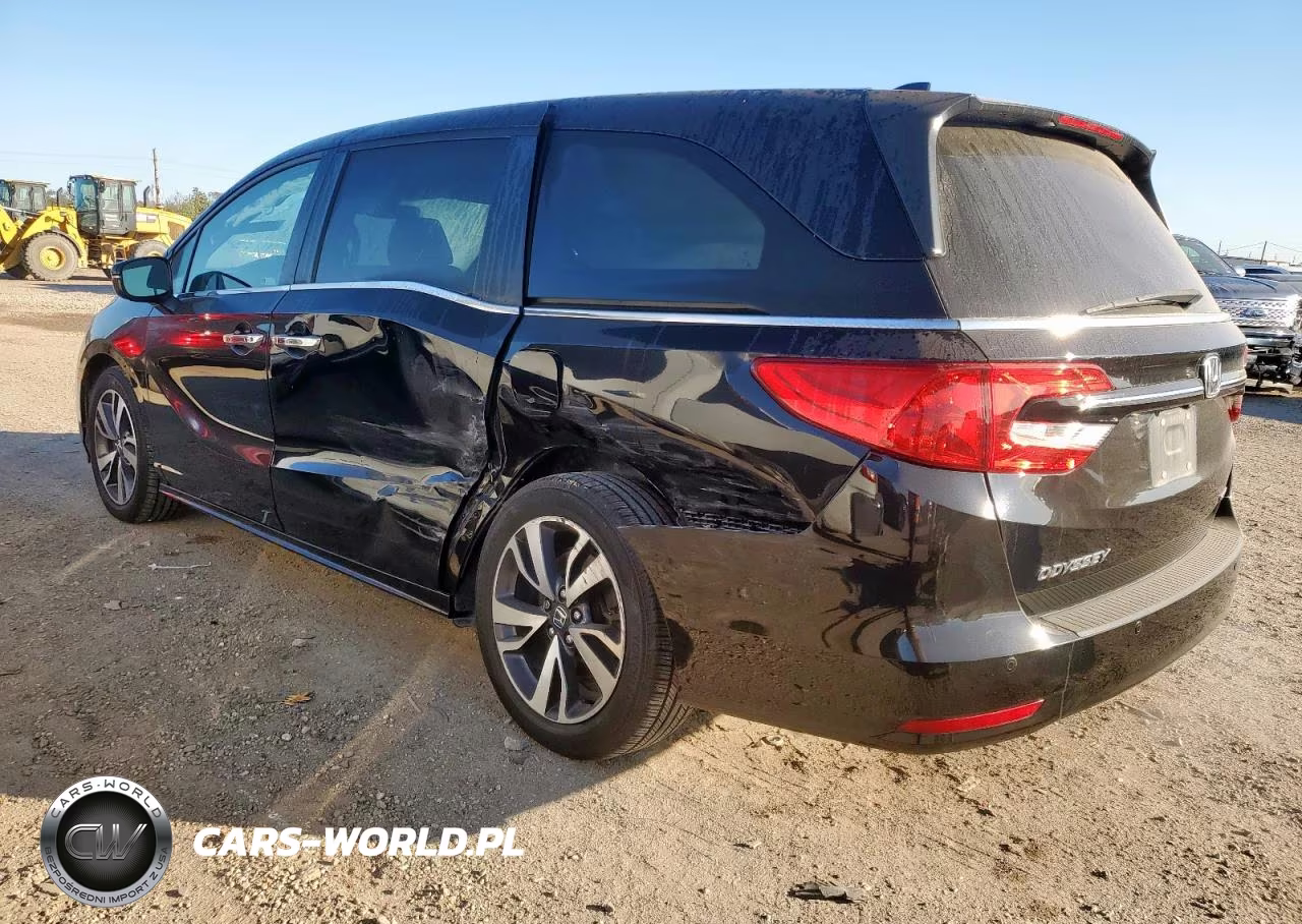 2023 Honda Odyssey Touring VIN:5FNRL6H83PB000016 - 2