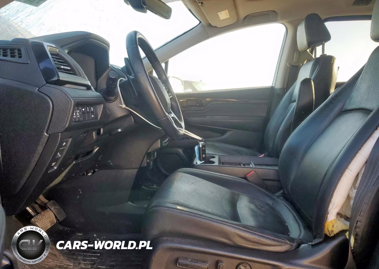 2023 Honda Odyssey Touring VIN:5FNRL6H83PB000016 - 7