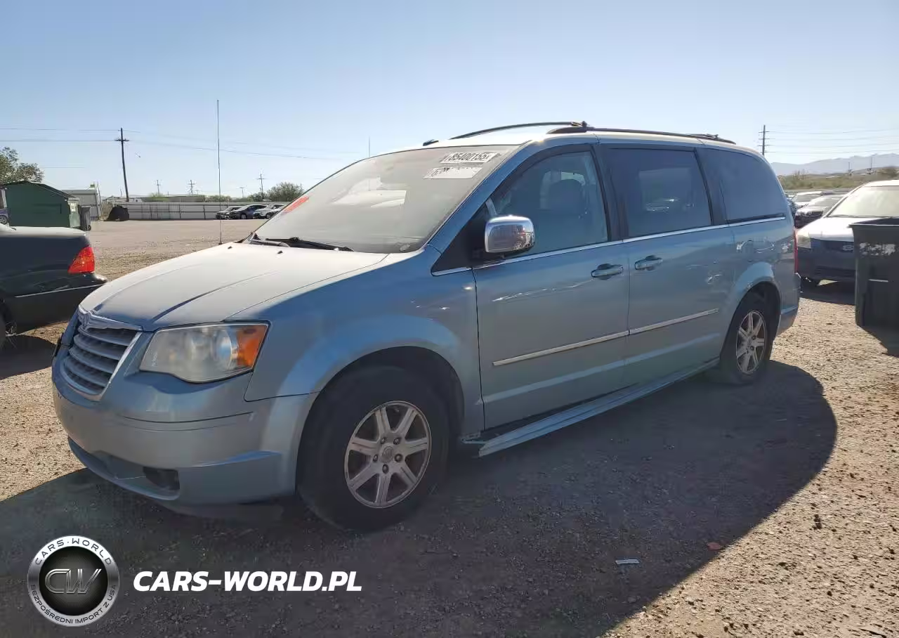 2010 Chrysler Town & Country Touring Plus