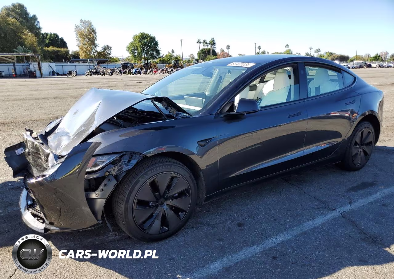 2025 Tesla Model 3