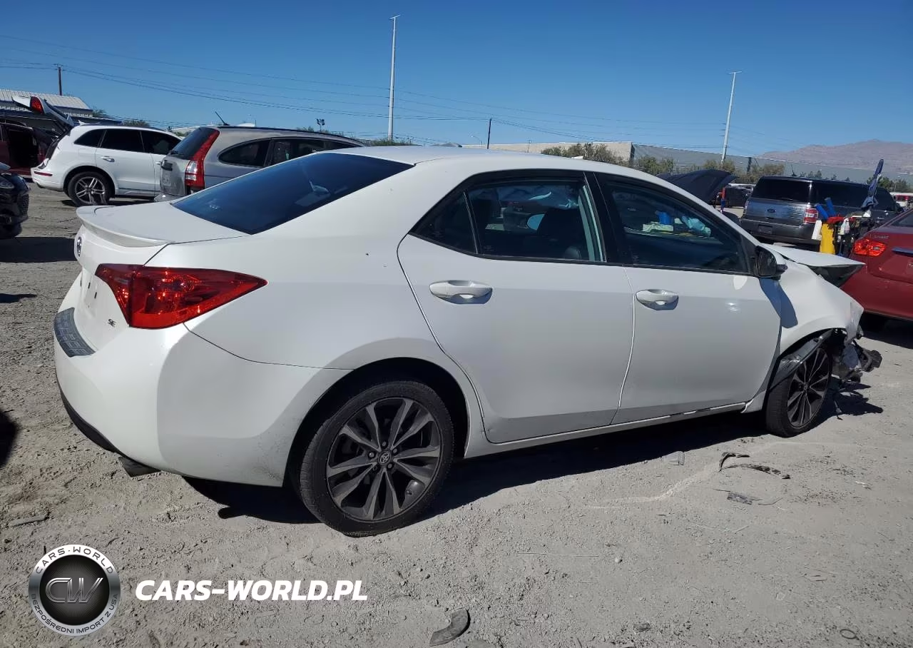 2017 Toyota Corolla L VIN:5YFBURHEXHP607493 - 3