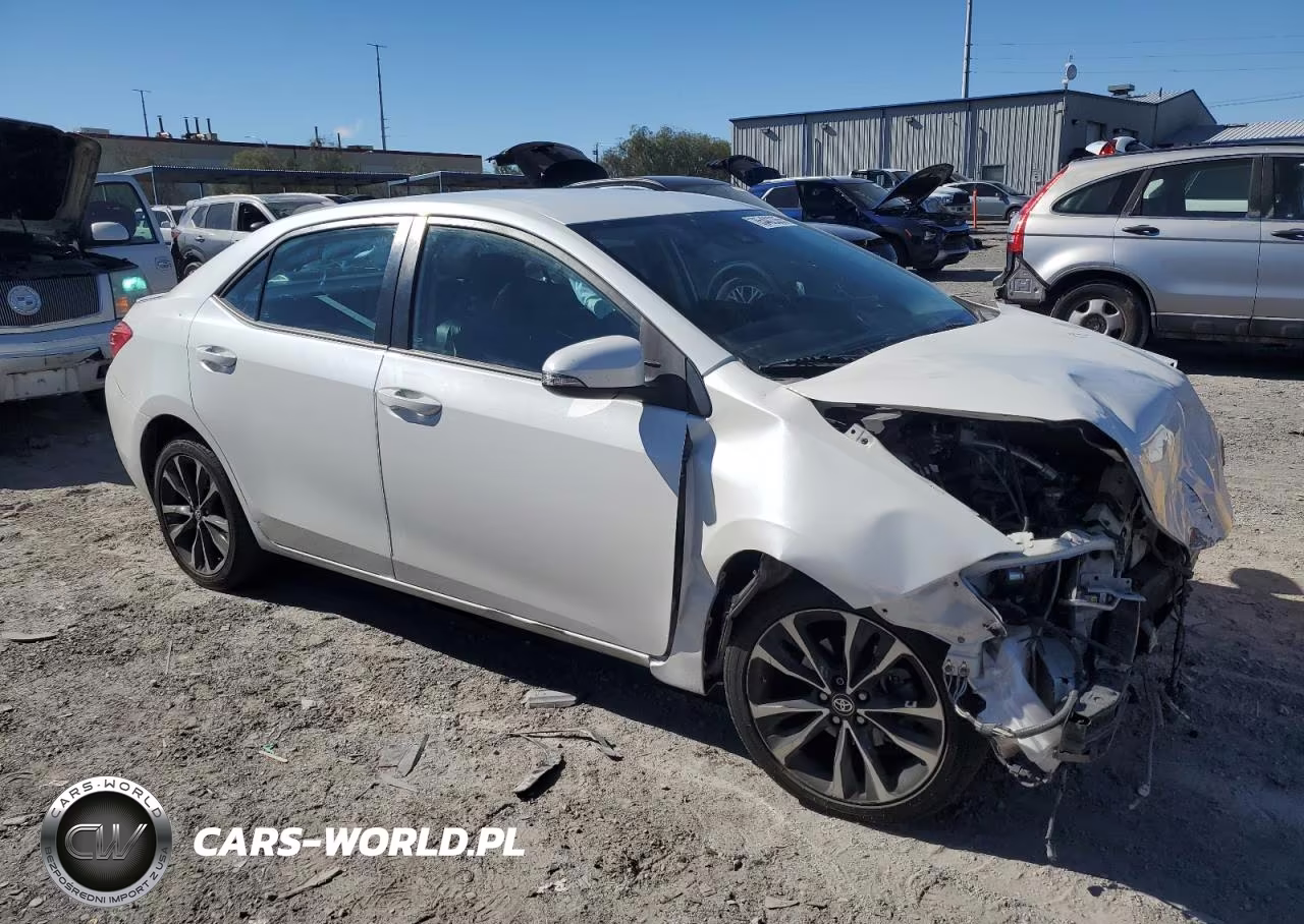 2017 Toyota Corolla L VIN:5YFBURHEXHP607493 - 4