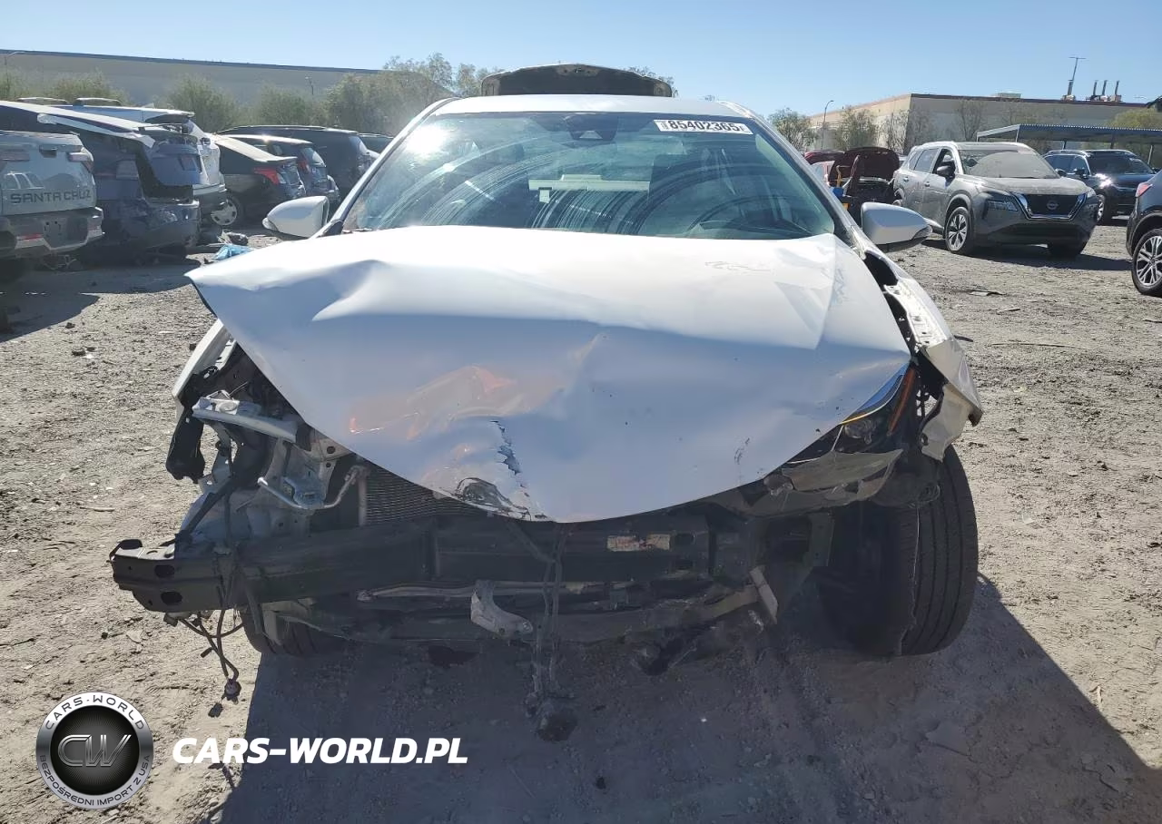 2017 Toyota Corolla L VIN:5YFBURHEXHP607493 - 5