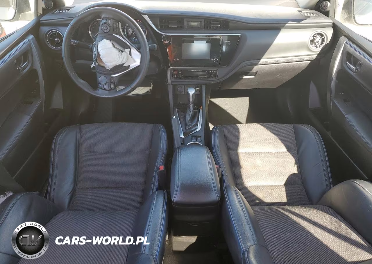 2017 Toyota Corolla L VIN:5YFBURHEXHP607493 - 8