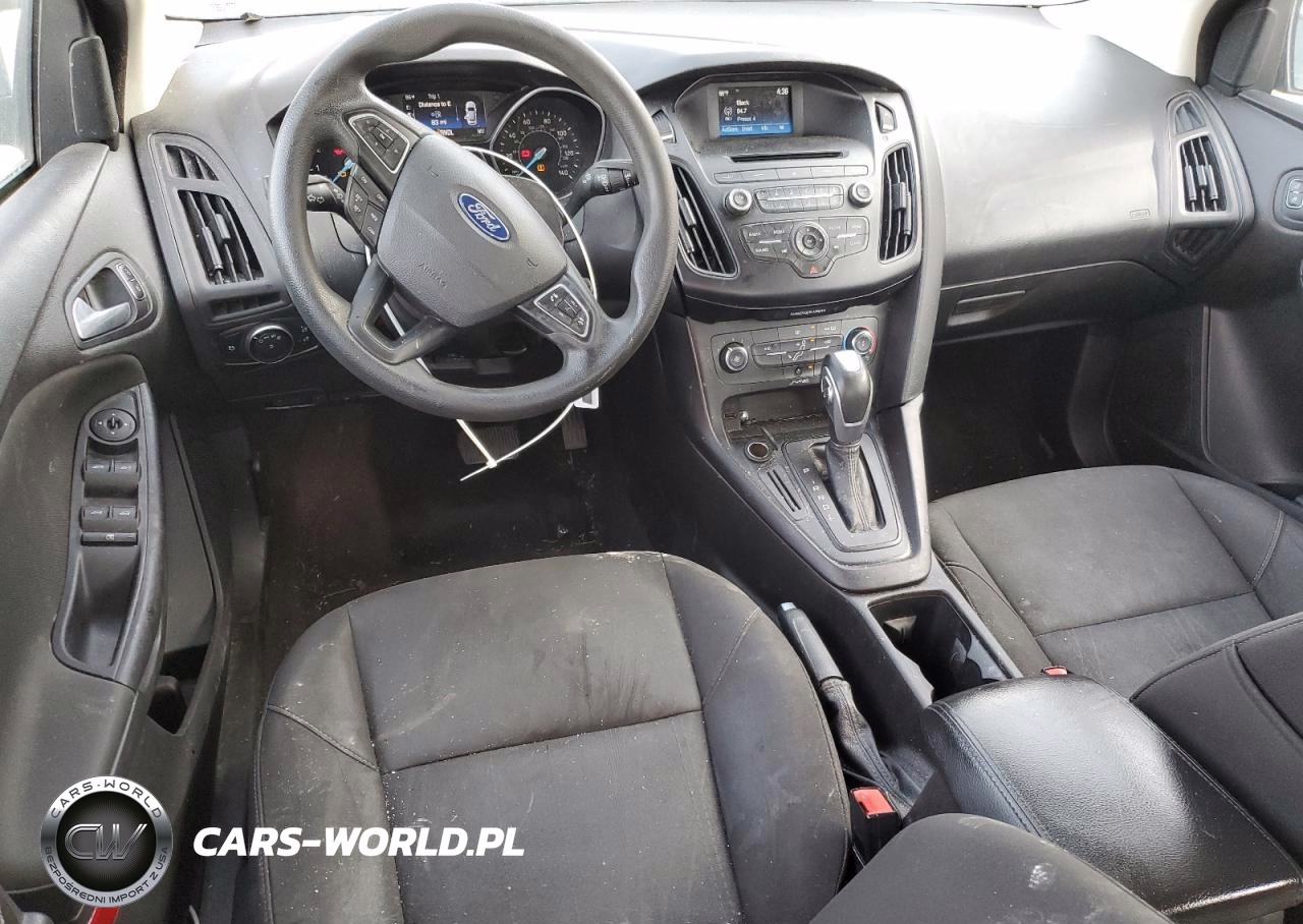 2015 Ford Focus Se VIN:1FADP3F22FL374825 - 8