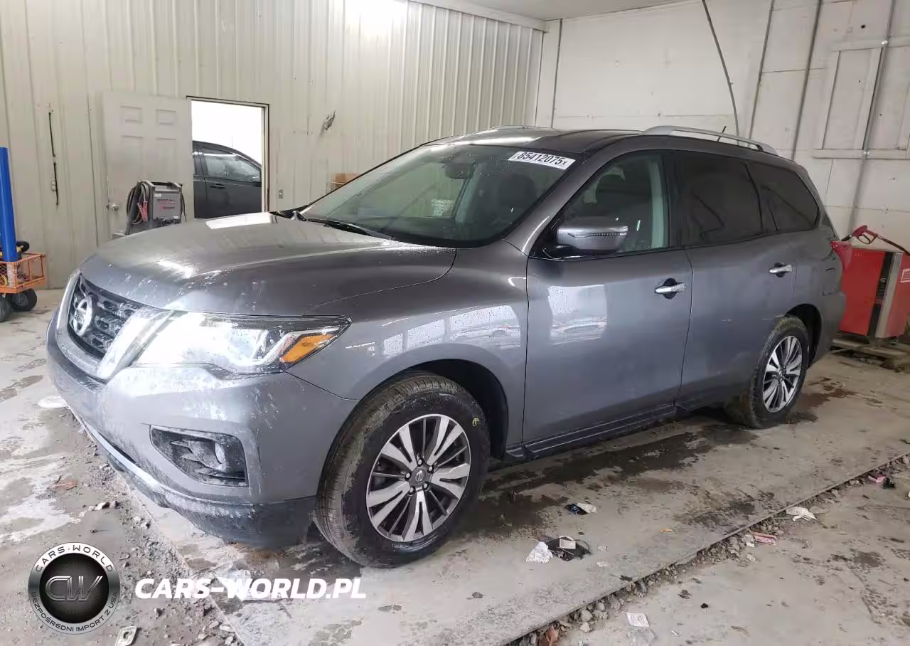 2018 Nissan Pathfinder S