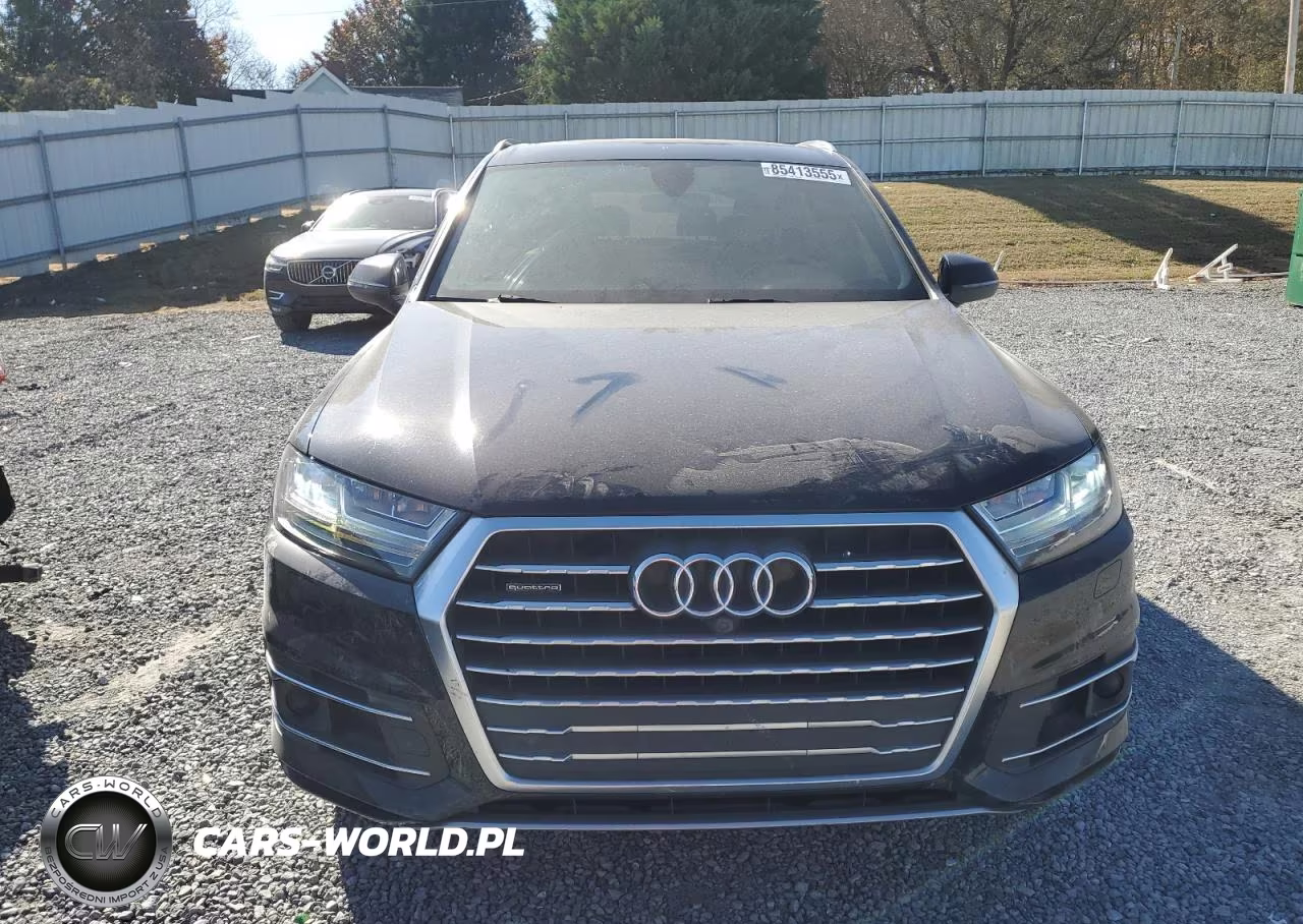 2018 Audi Q7 Premium Plus VIN:WA1LHAF71JD031696 - 5