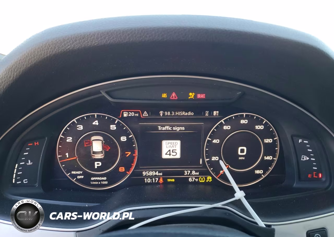 2018 Audi Q7 Premium Plus VIN:WA1LHAF71JD031696 - 9