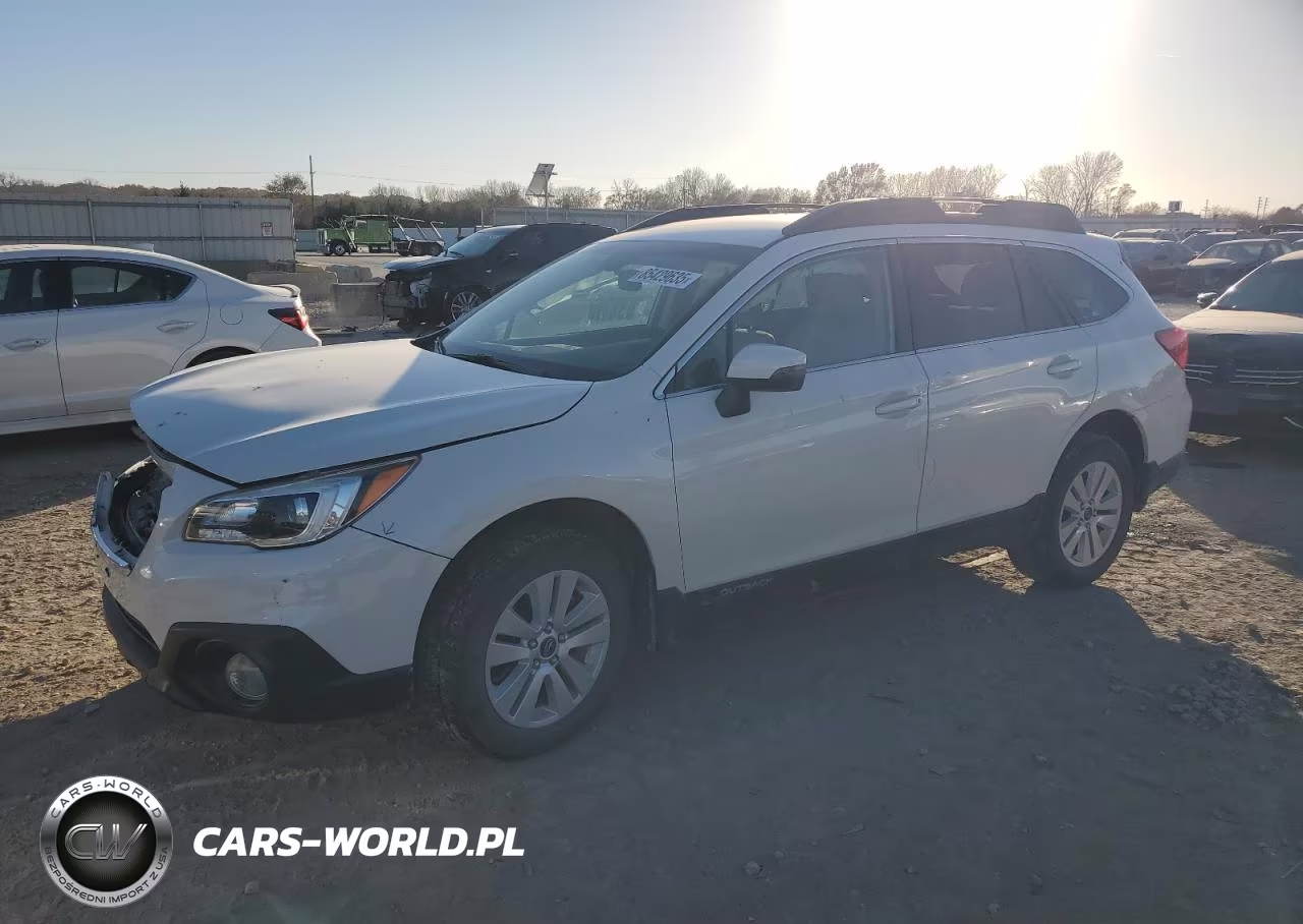 2015 Subaru Outback 2.5I Premium VIN:4S4BSBFC6F3272135 - 1