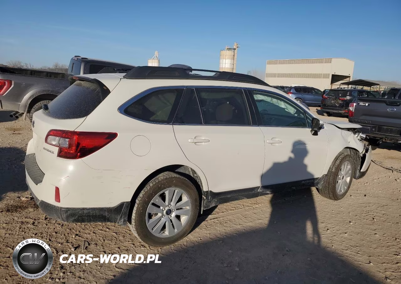 2015 Subaru Outback 2.5I Premium VIN:4S4BSBFC6F3272135 - 3