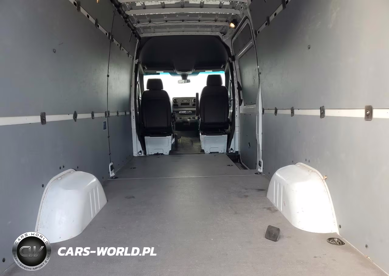 2025 Mercedes Benz Sprinter 2500 Delivery Van VIN:W1Y4KCHY4SP755004 - 10