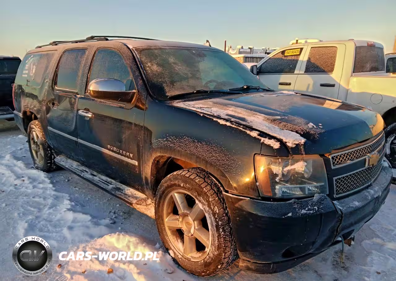 2011 Chevrolet Suburban K1500 Ltz VIN:1GNSKKE36BR101034 - 4