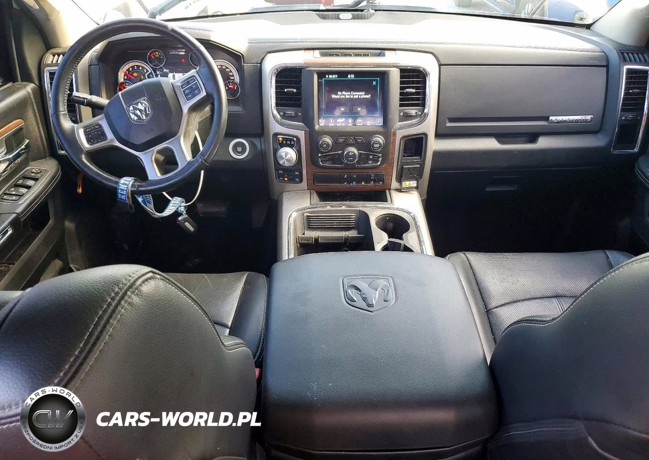 2018 Ram 1500 Laramie VIN:1C6RR7NM6JS309261 - 8