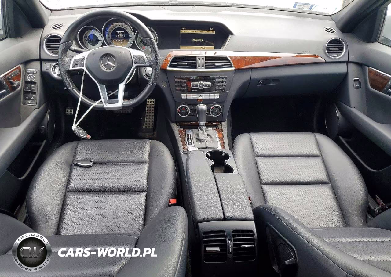 2012 Mercedes-Benz C 300 4Matic VIN:WDDGF8BB7CR239996 - 8
