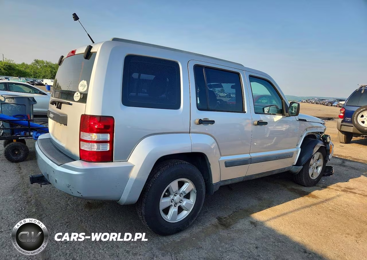 2011 Jeep Liberty Sport VIN:1J4PN2GK2BW546697 - 3