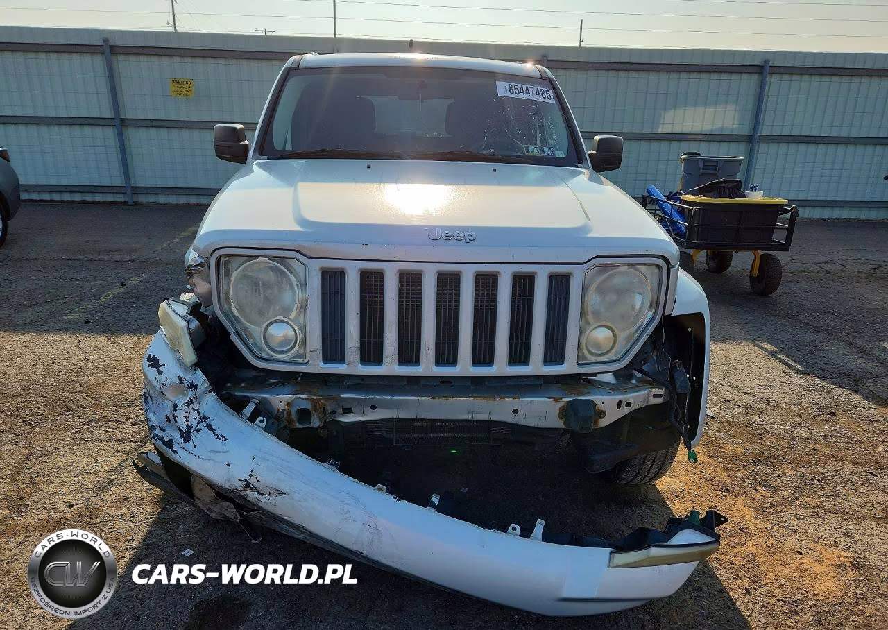 2011 Jeep Liberty Sport VIN:1J4PN2GK2BW546697 - 5