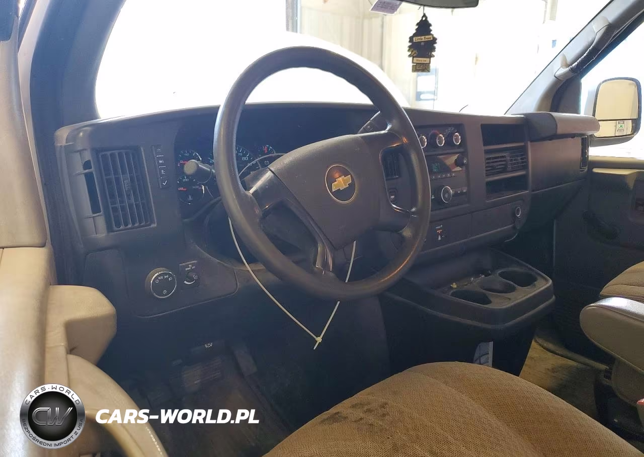 2013 Chevrolet Express G2500 VIN:1GCWGGCA1D1154610 - 8