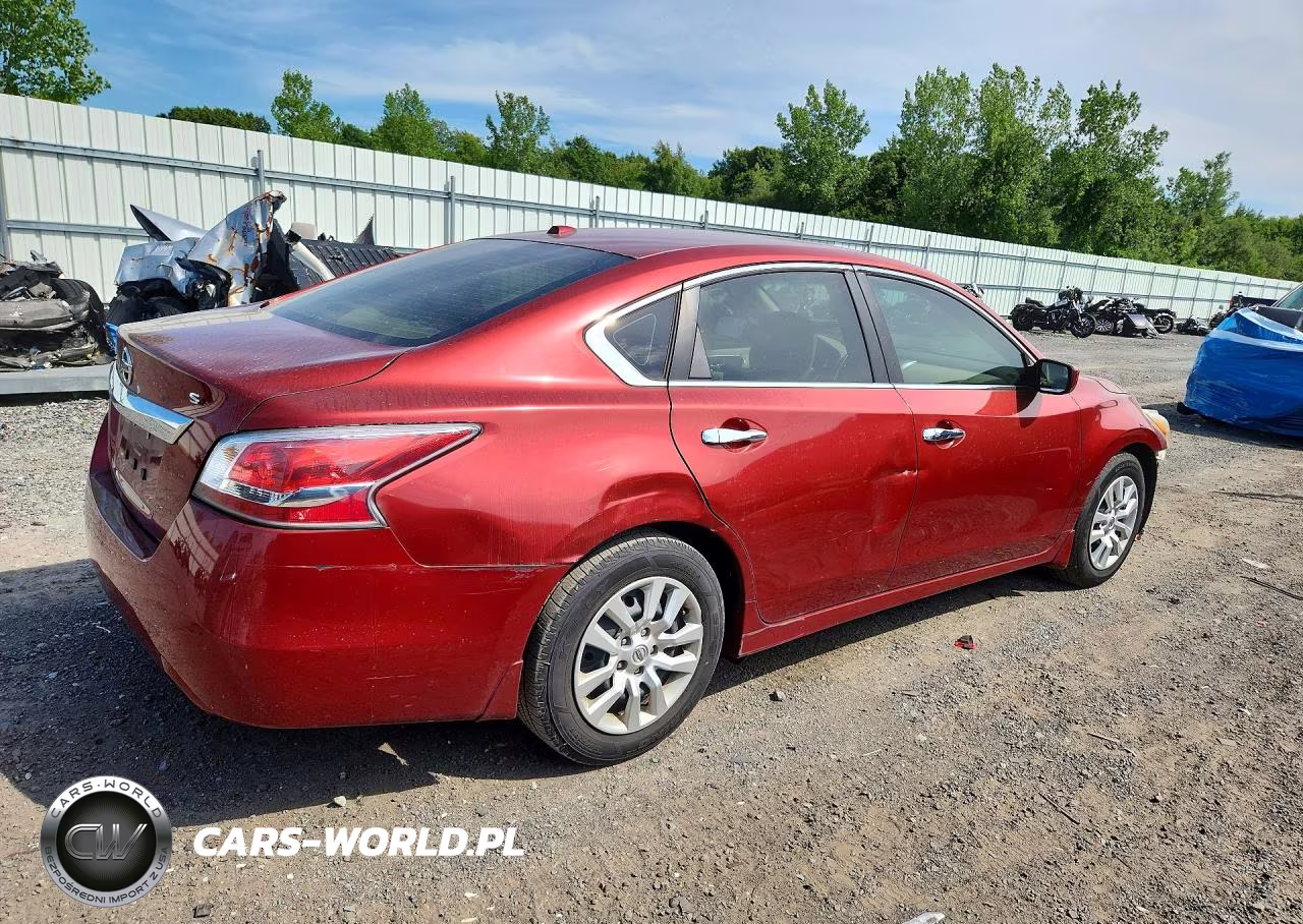 2015 Nissan Altima 2.5 S VIN:1N4AL3AP2FC167840 - 3
