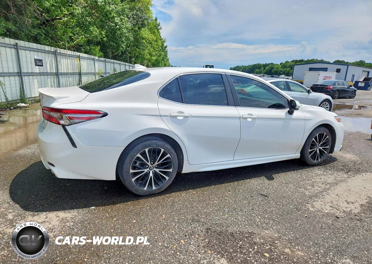 2019 Toyota Camry Se VIN:4T1B11HK0KU744478 - 3
