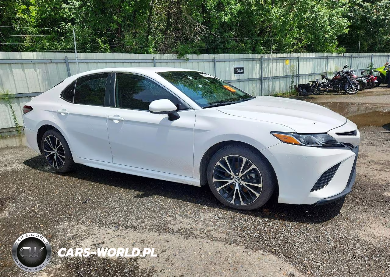 2019 Toyota Camry Se VIN:4T1B11HK0KU744478 - 4