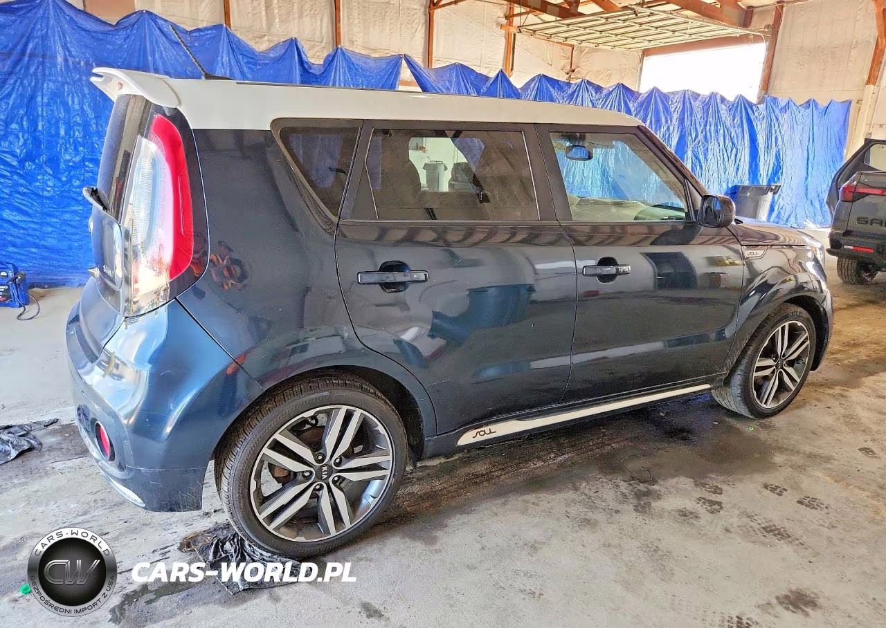2018 Kia Soul + VIN:KNDJP3A54J7576985 - 3