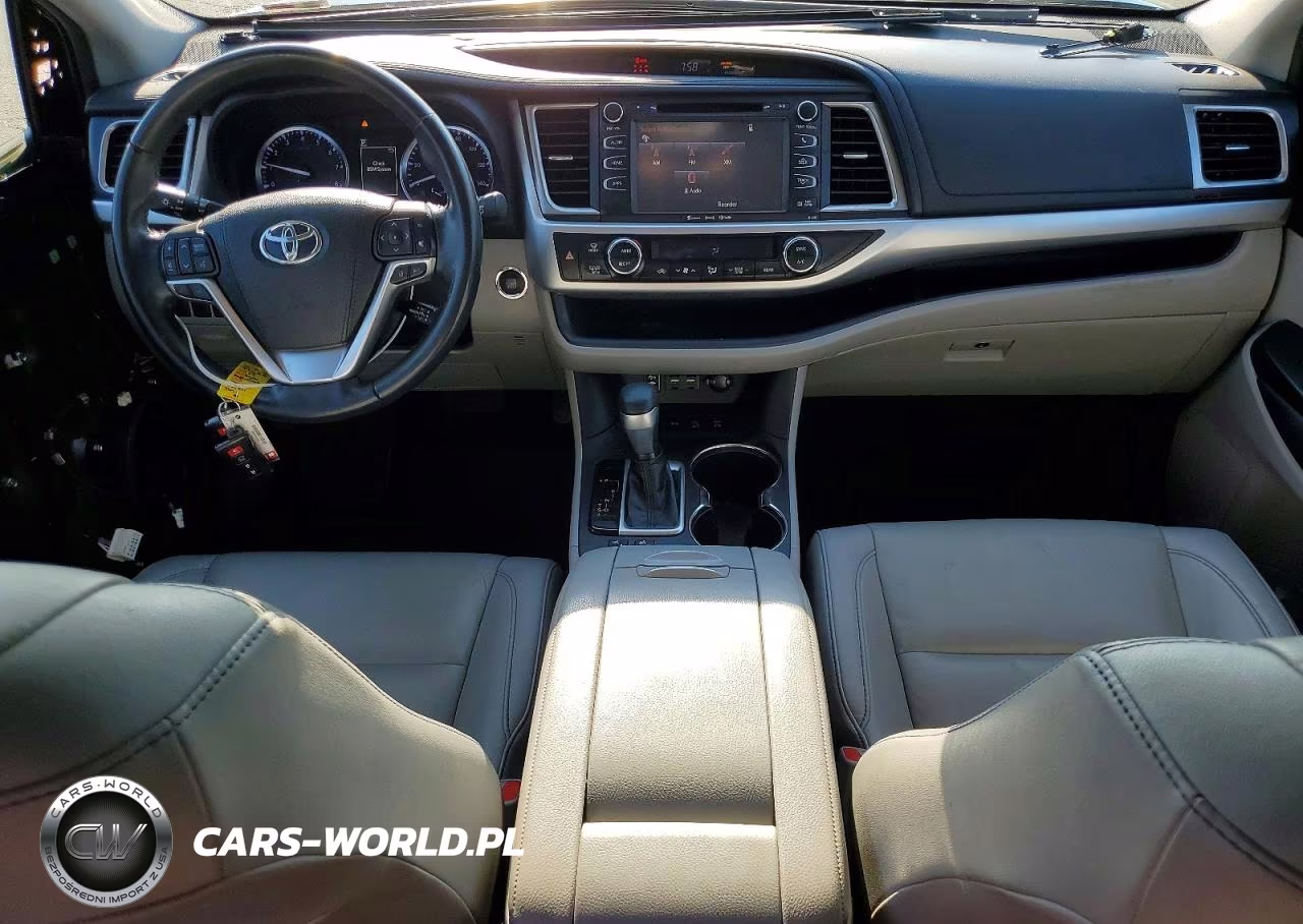 2019 Toyota Highlander Xle VIN:5TDJZRFH2KS592836 - 8