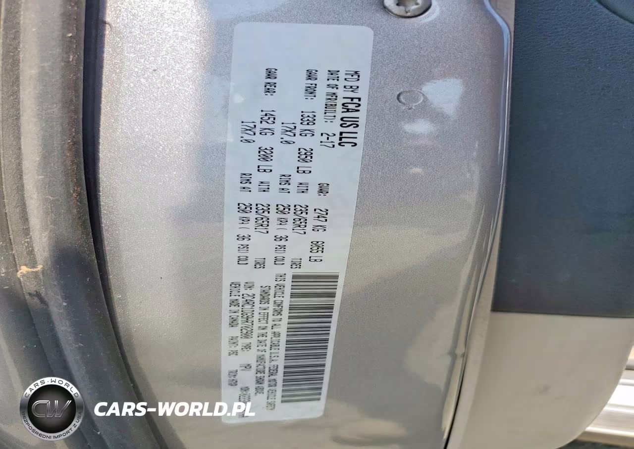 2017 Chrysler Pacifica Touring VIN:2C4RC1DG9HR702900 - 13