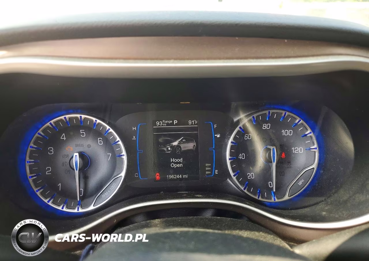 2017 Chrysler Pacifica Touring VIN:2C4RC1DG9HR702900 - 9