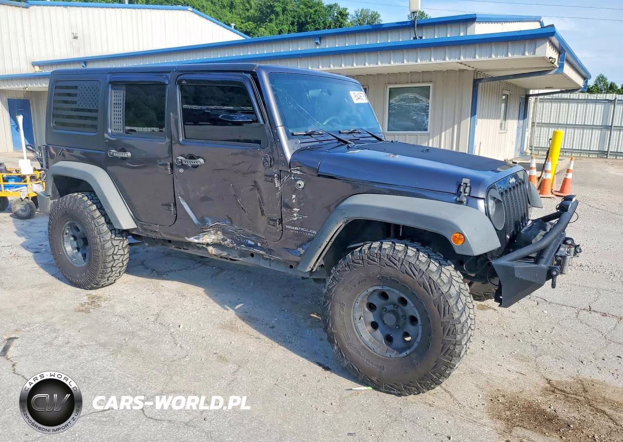 2016 Jeep Wrangler Unlimited Sport VIN:1C4BJWDG1GL178833 - 4