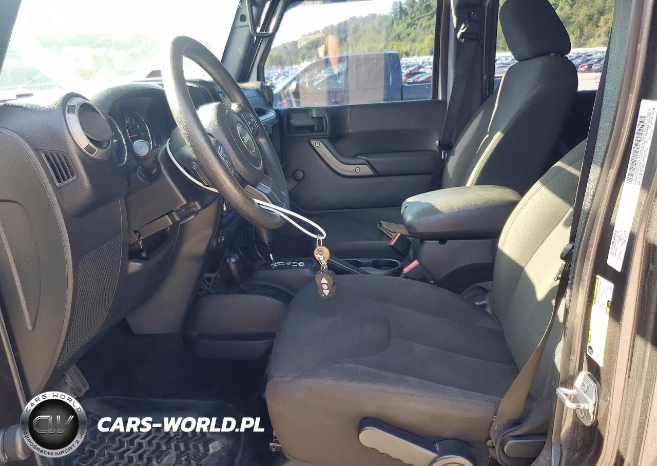 2016 Jeep Wrangler Unlimited Sport VIN:1C4BJWDG1GL178833 - 7
