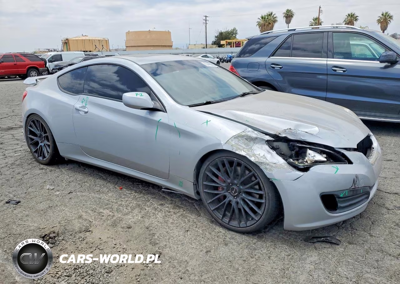 2010 Hyundai Genesis Coupe 2.0T VIN:KMHHT6KD9AU023568 - 4