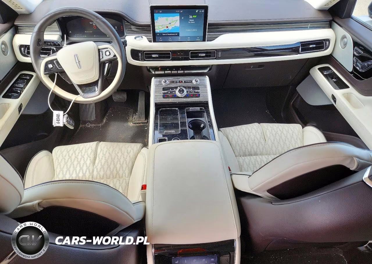 2023 Lincoln Aviator Black Label VIN:5LM5J9XC0PGL21358 - 8