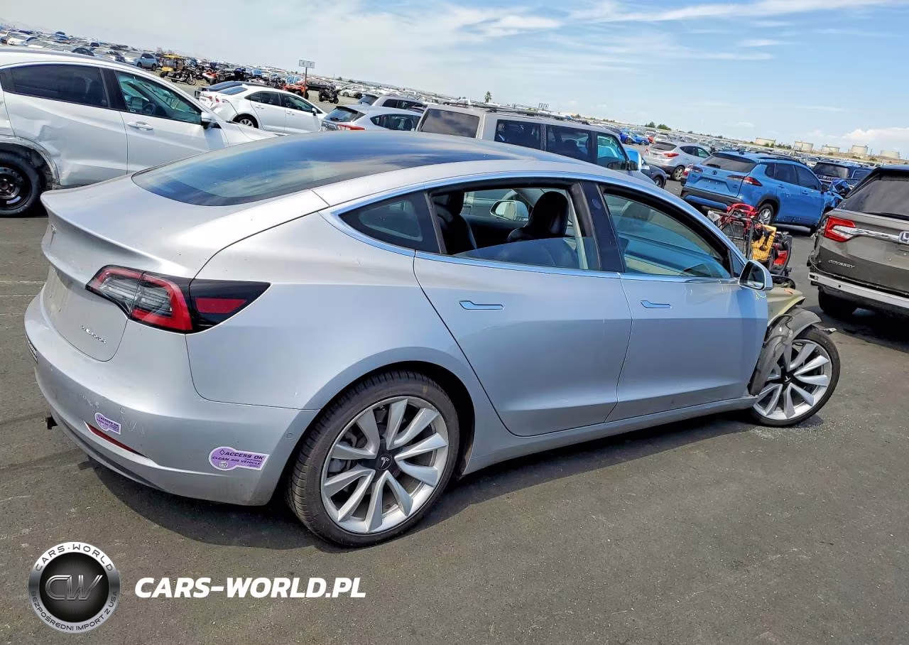 2018 Tesla Model 3 VIN:5YJ3E1EB4JF091193 - 3