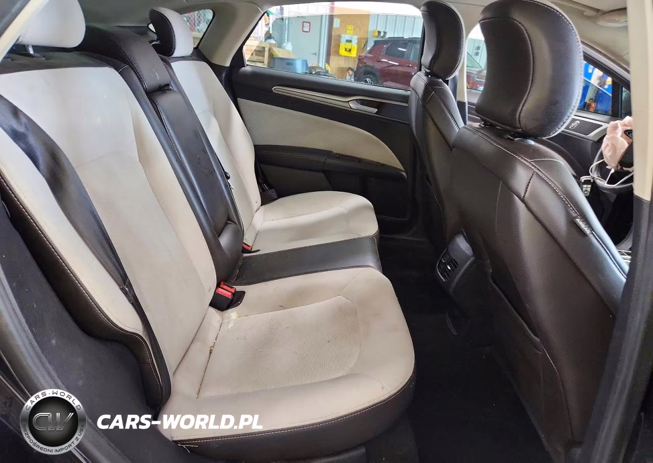 2019 Ford Fusion Se VIN:3FA6P0HD6KR258531 - 10