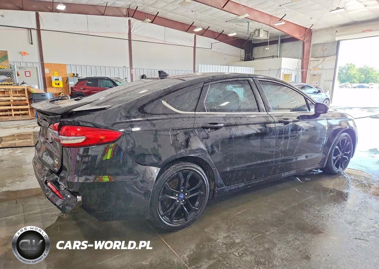 2019 Ford Fusion Se VIN:3FA6P0HD6KR258531 - 3