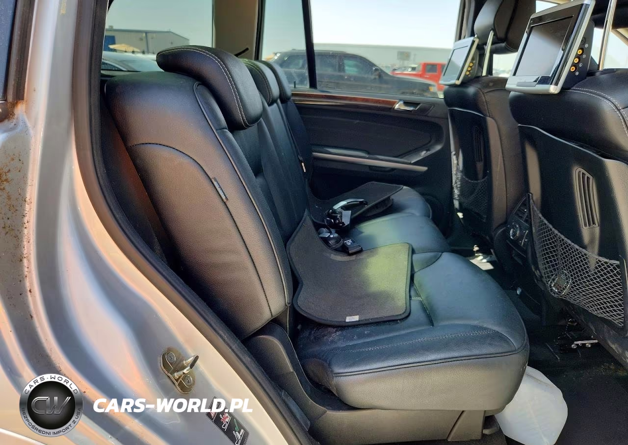 2010 Mercedes-Benz Gl 550 4Matic VIN:4JGBF8GE2AA623652 - 11