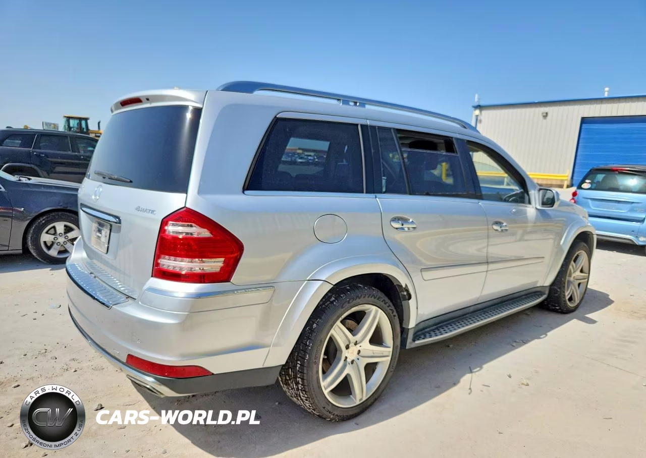 2010 Mercedes-Benz Gl 550 4Matic VIN:4JGBF8GE2AA623652 - 3