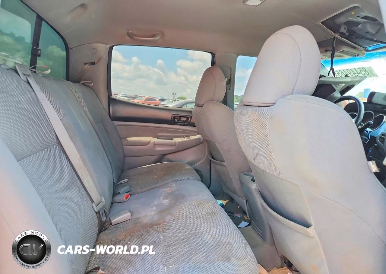 2011 Toyota Tacoma Double Cab VIN:5TFLU4EN2BX007832 - 10