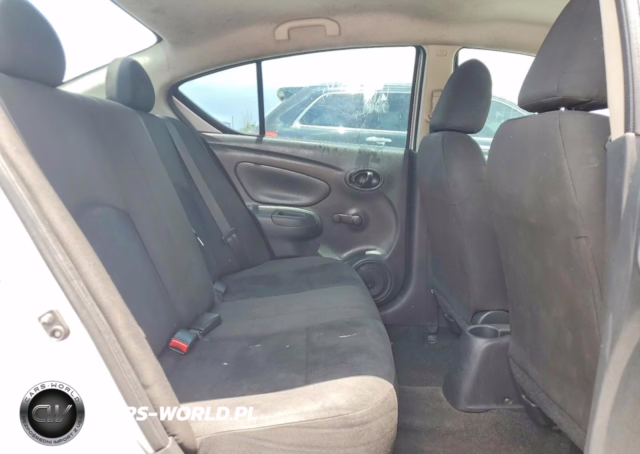 2018 Nissan Versa S Plus VIN:3N1CN7APXJL824887 - 10