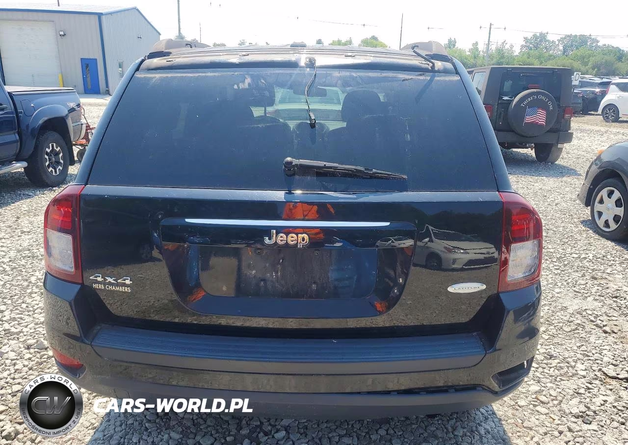 2016 Jeep Compass Latitude VIN:1C4NJDEBXGD663048 - 6