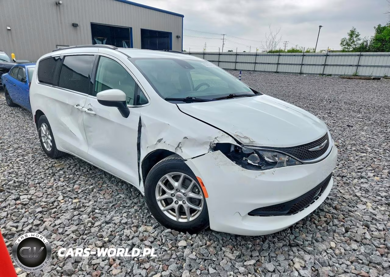 2021 Chrysler Voyager Lxi VIN:2C4RC1DG8MR555074 - 4