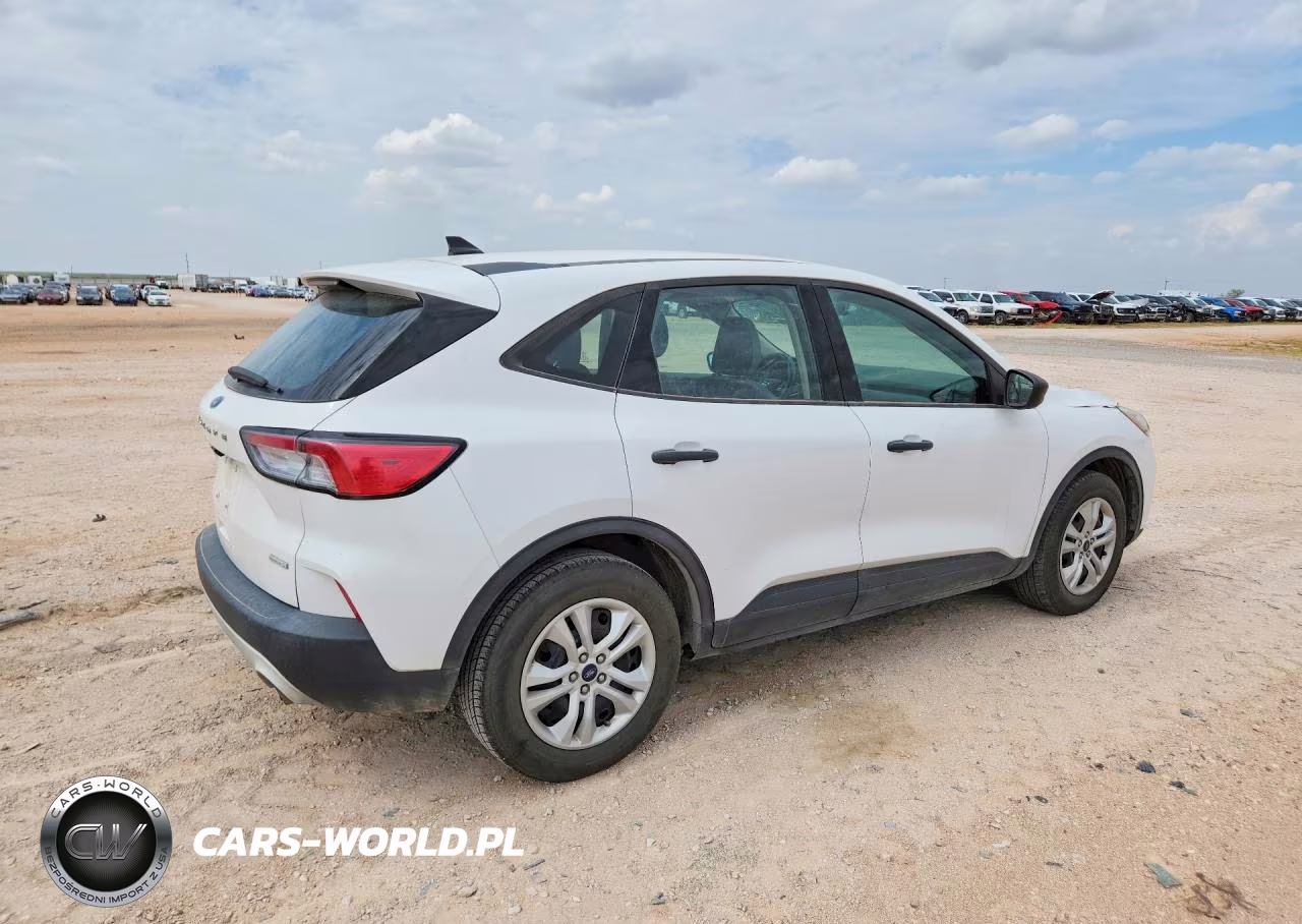 2020 Ford Escape S VIN:1FMCU0F66LUA55039 - 3