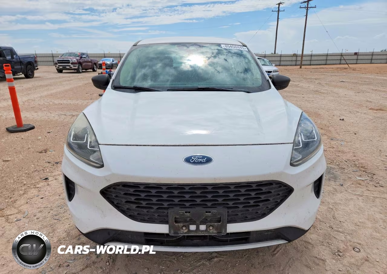 2020 Ford Escape S VIN:1FMCU0F66LUA55039 - 5